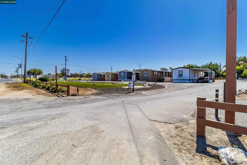 5751 Bridgehead Road Oakley CA 94509