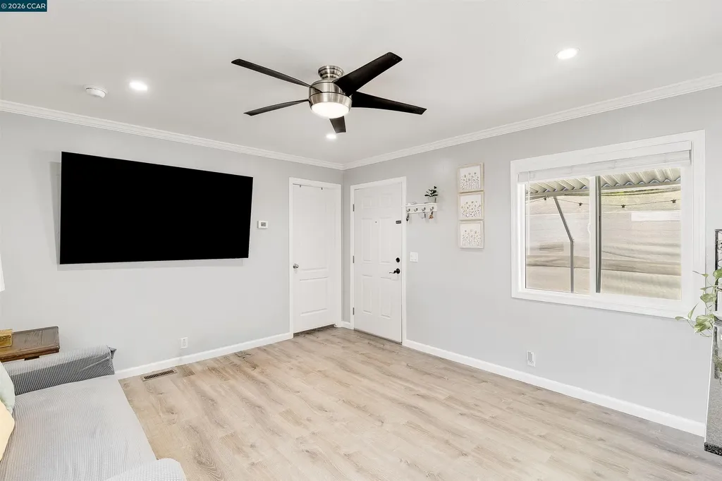5751 Bridgehead Road Oakley CA 94509