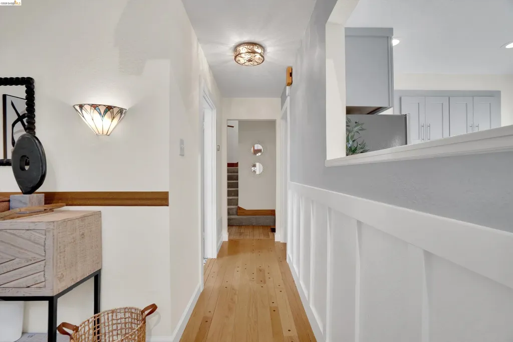 12 Erskine Street Port Costa CA 94569
