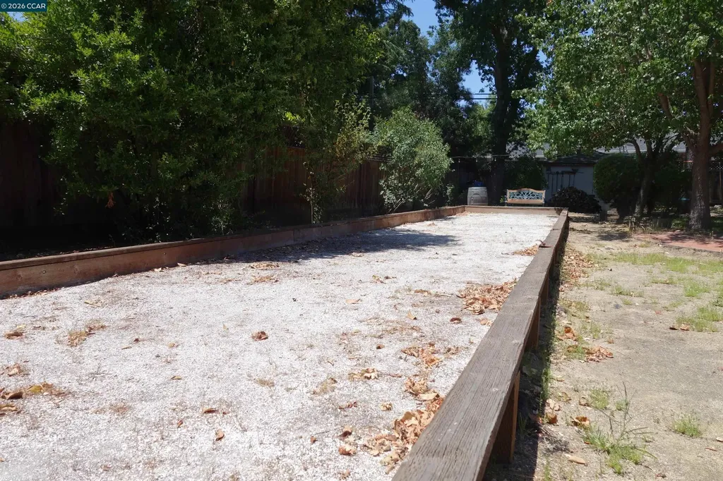 2591 Walnut Boulevard Walnut Creek CA 94596