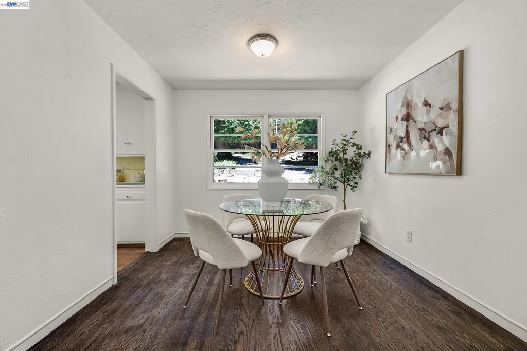 18926 Walnut Road Castro Valley CA 94546