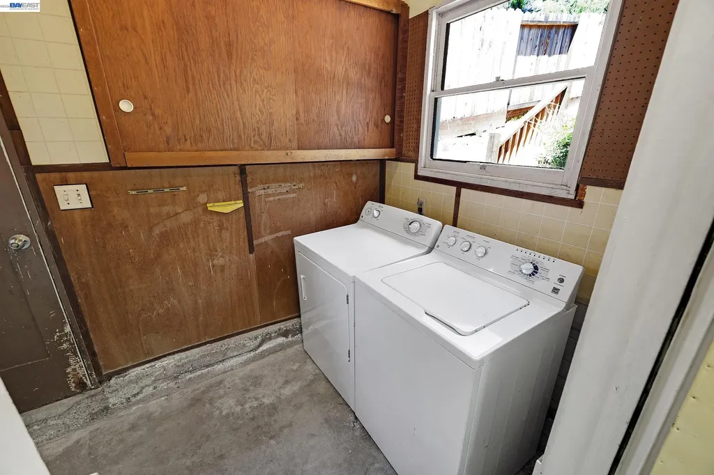 18926 Walnut Road Castro Valley CA 94546