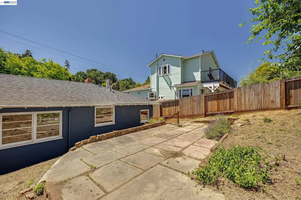 18926 Walnut Road Castro Valley CA 94546