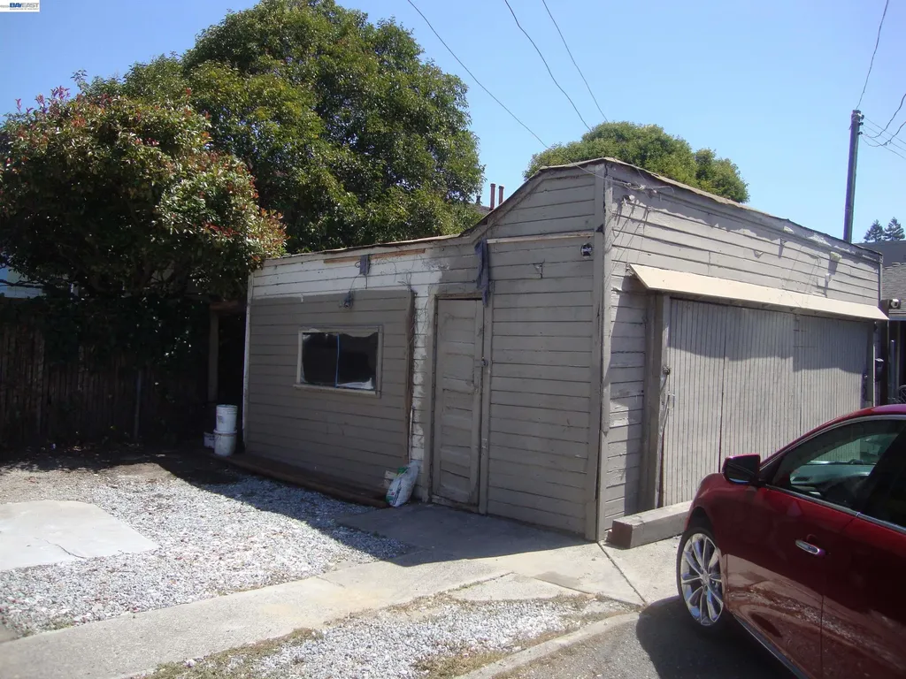 20872 /74 Wilbeam Avenue Castro Valley CA 94546
