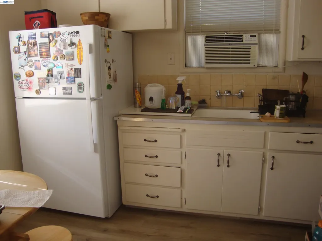 20872 /74 Wilbeam Avenue Castro Valley CA 94546