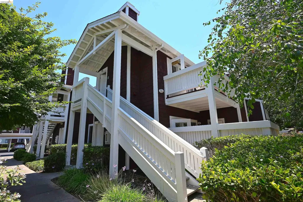 58 Marina Lakes Drive Richmond CA 94804