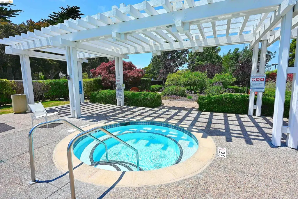 58 Marina Lakes Drive Richmond CA 94804