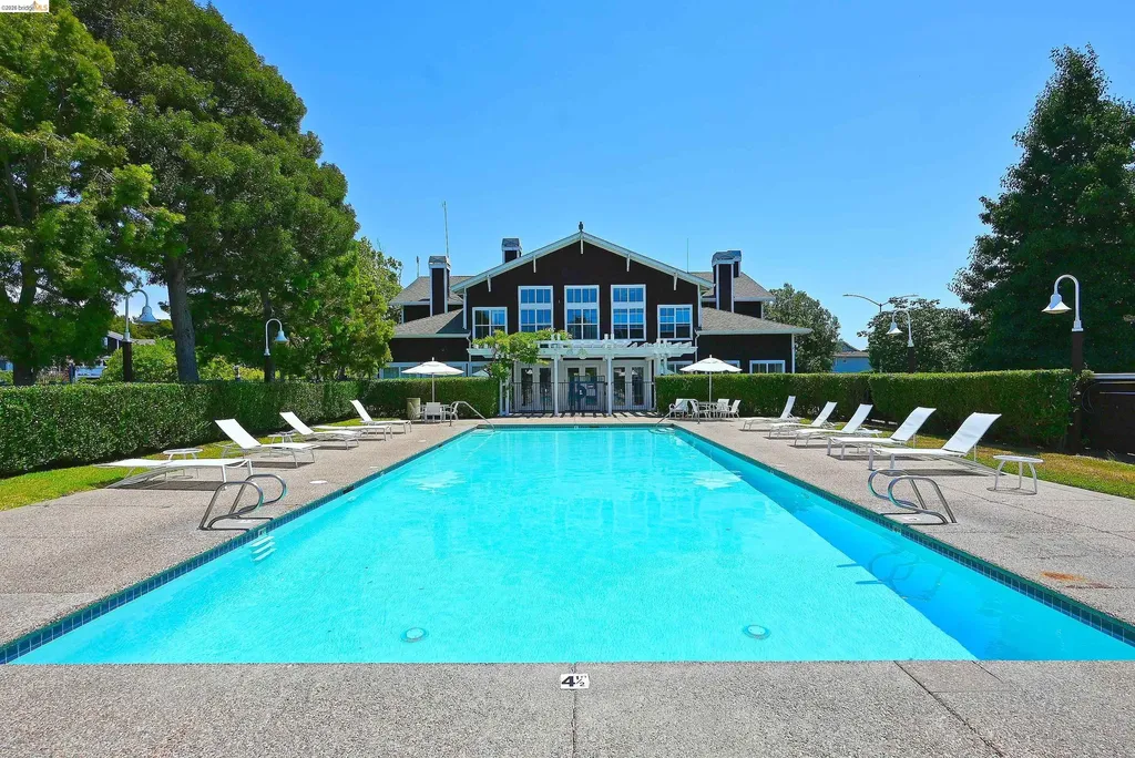 58 Marina Lakes Drive Richmond CA 94804