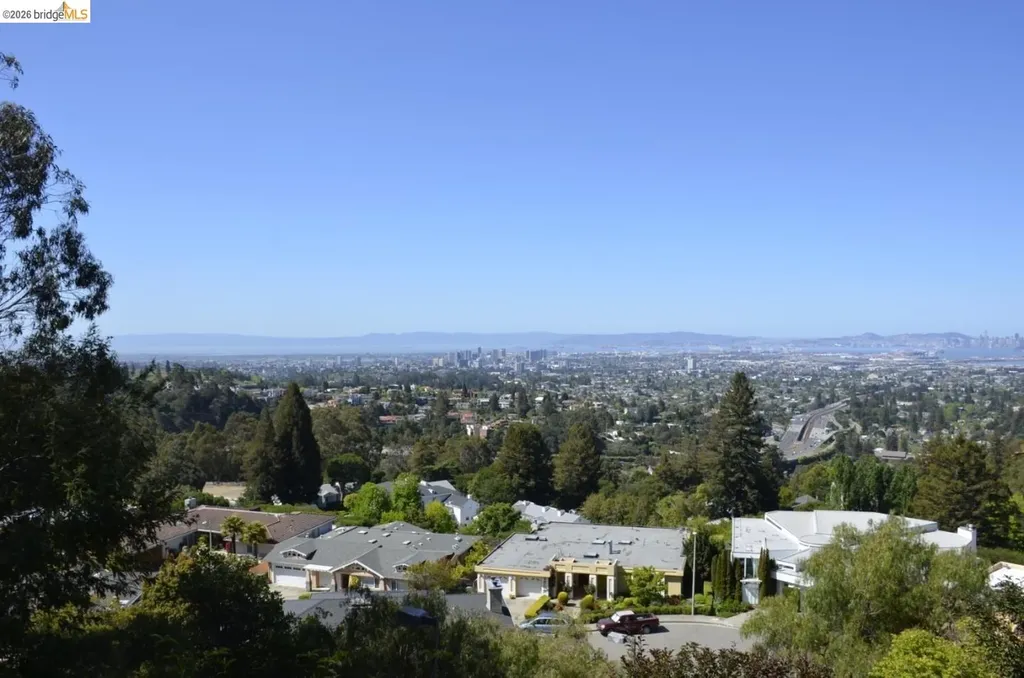 0 Westview Drive Oakland CA 94705