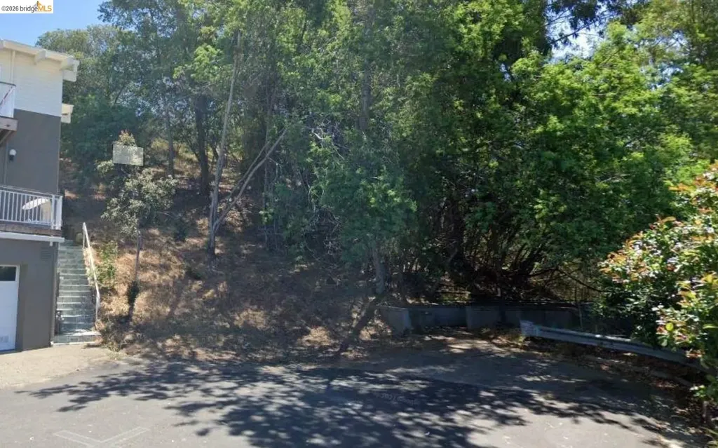 0 Westview Drive Oakland CA 94705