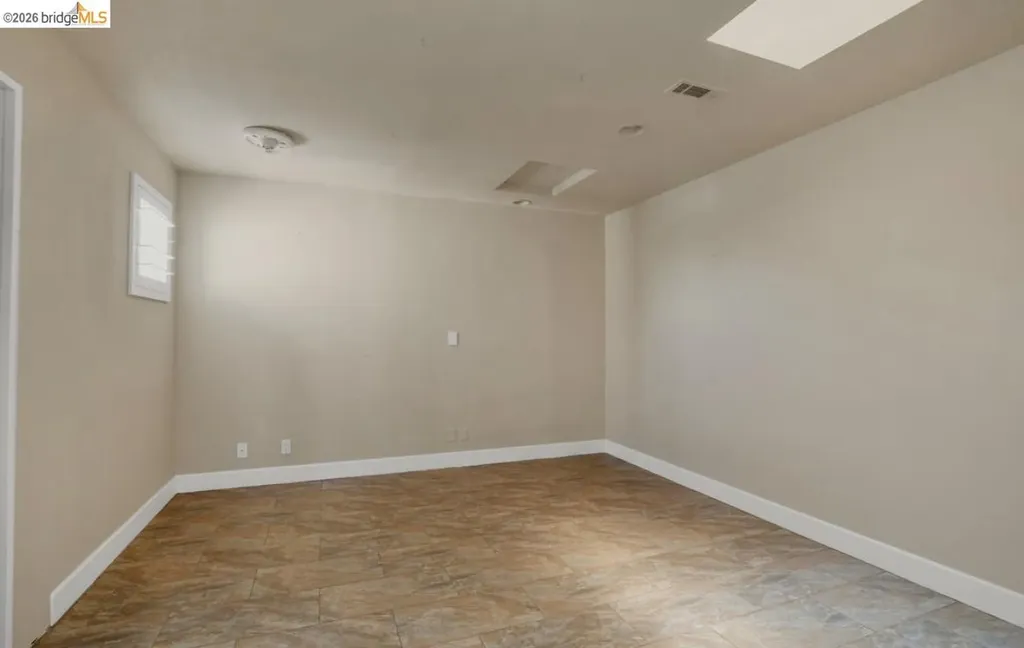 1957 Dolphin Place Discovery Bay CA 94505