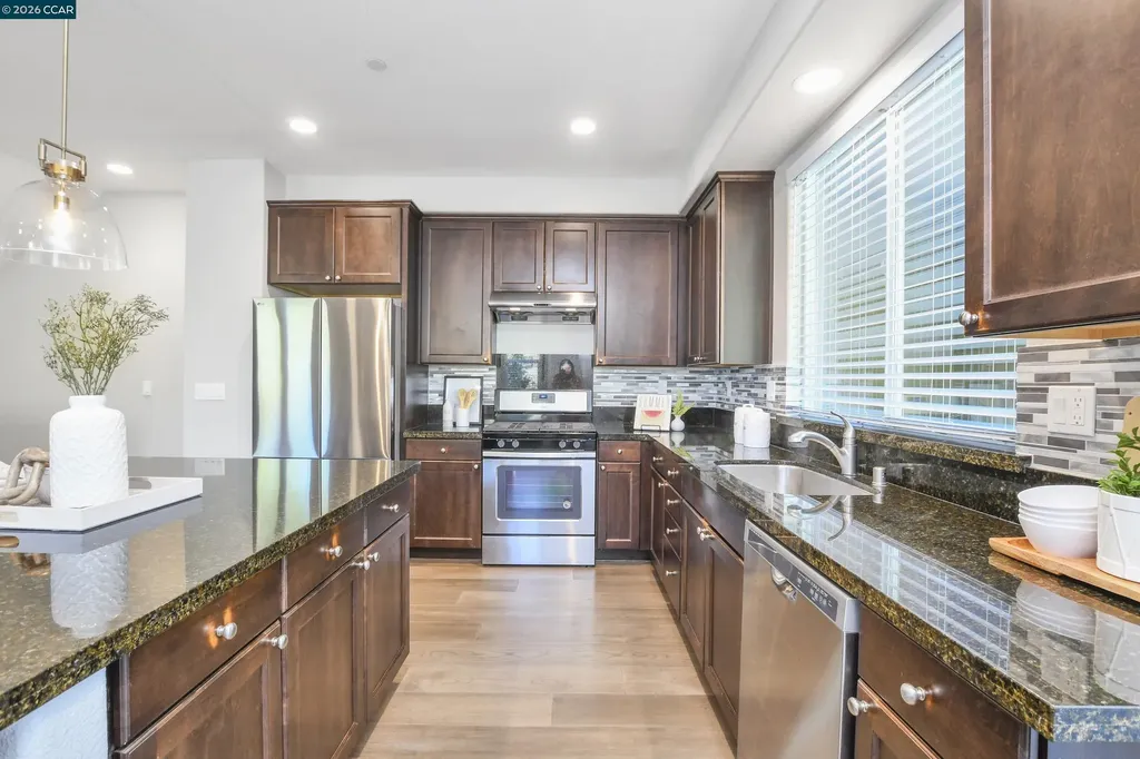 601 Tierney Place Martinez CA 94553