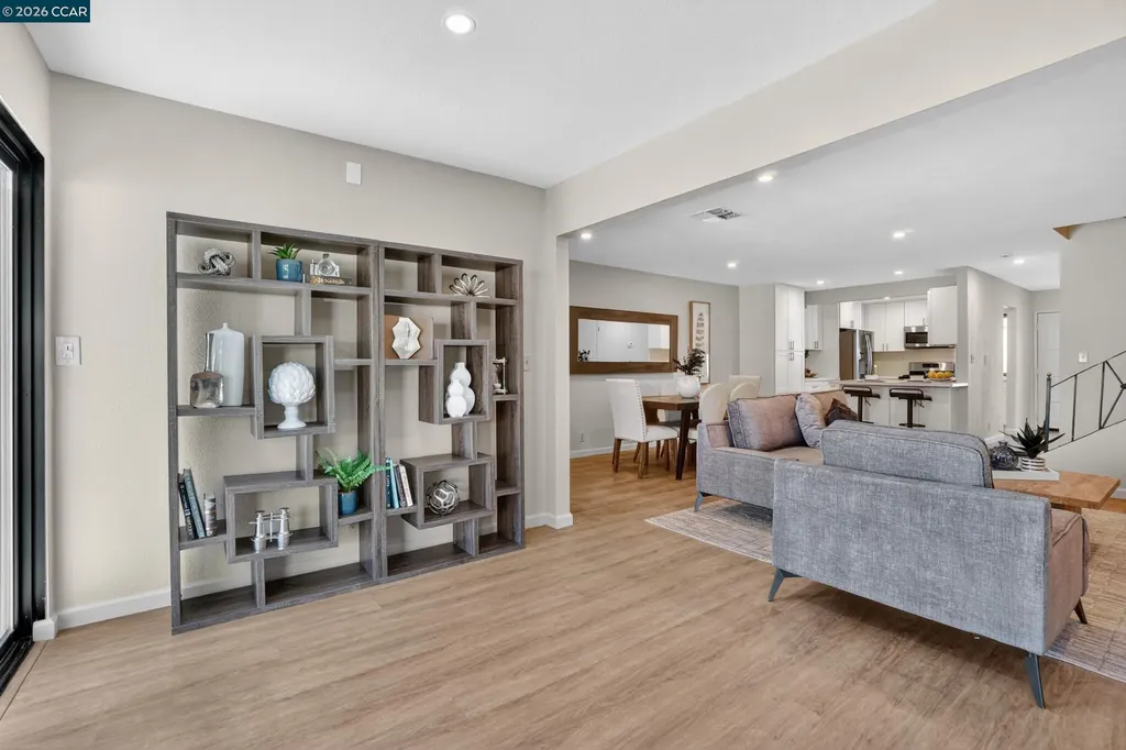897 Marina Drive Napa CA 94559
