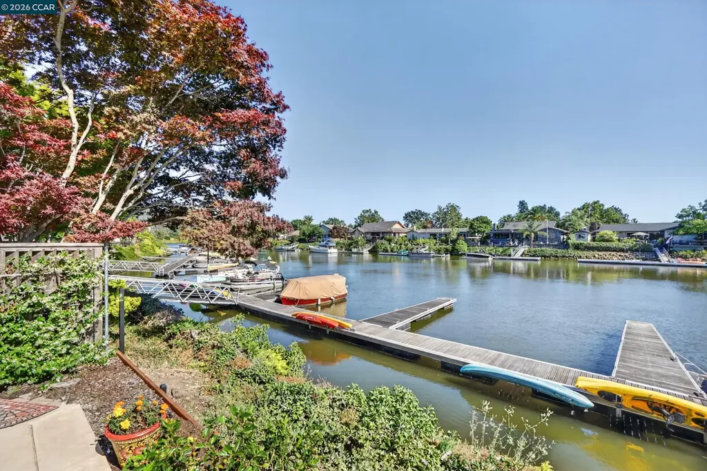 897 Marina Drive Napa CA 94559