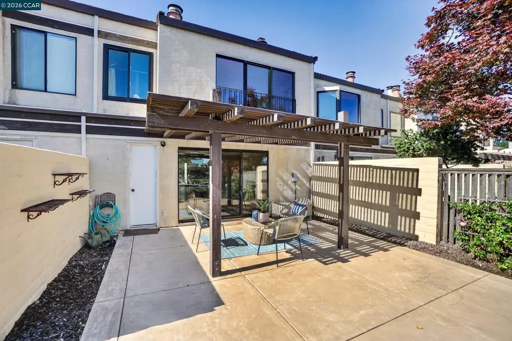 897 Marina Drive Napa CA 94559