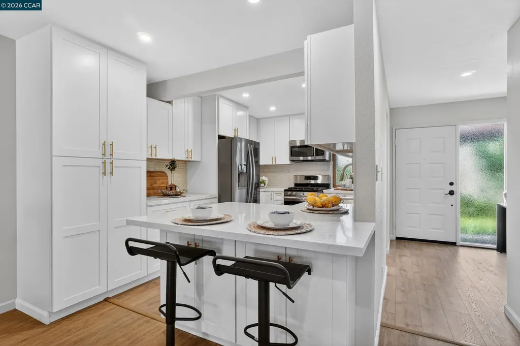 897 Marina Drive Napa CA 94559