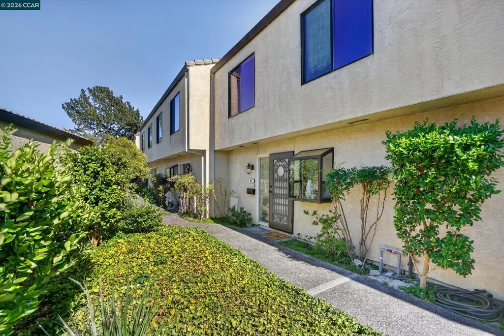897 Marina Drive Napa CA 94559