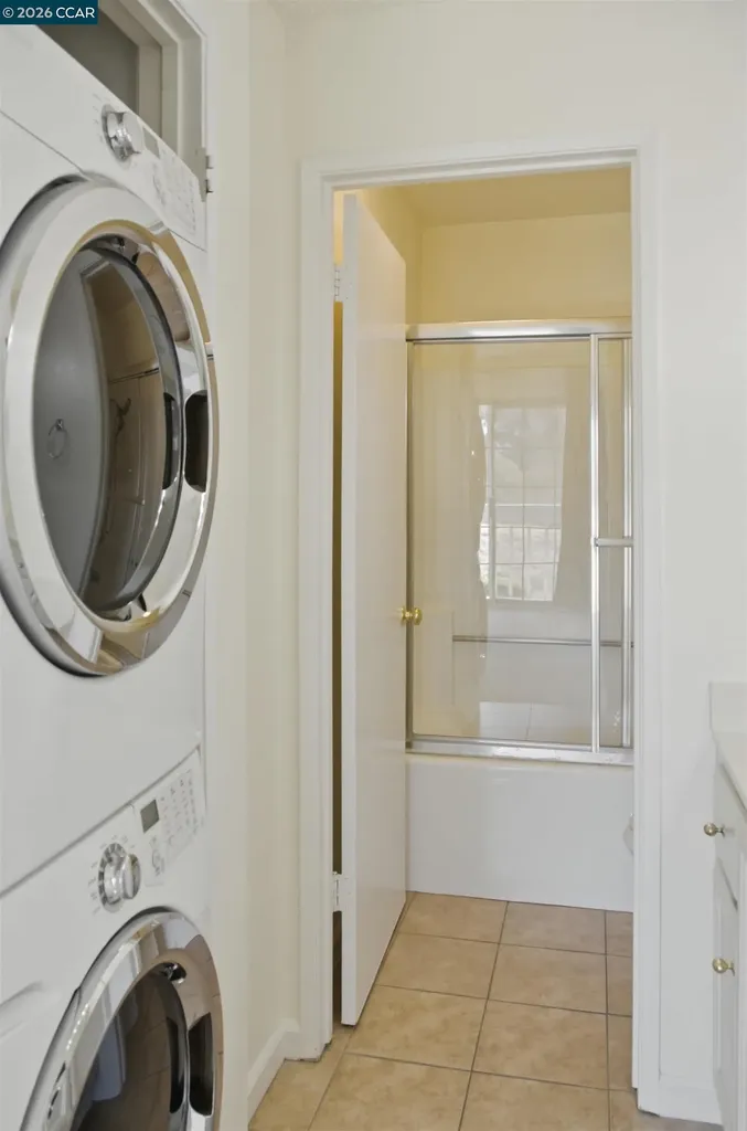 90 Glenwood Hercules CA 94547