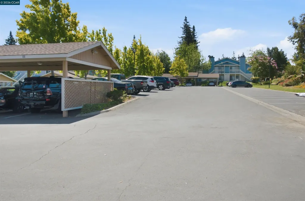 90 Glenwood Hercules CA 94547
