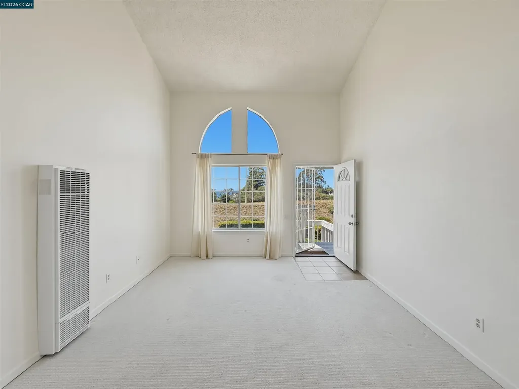 90 Glenwood Hercules CA 94547