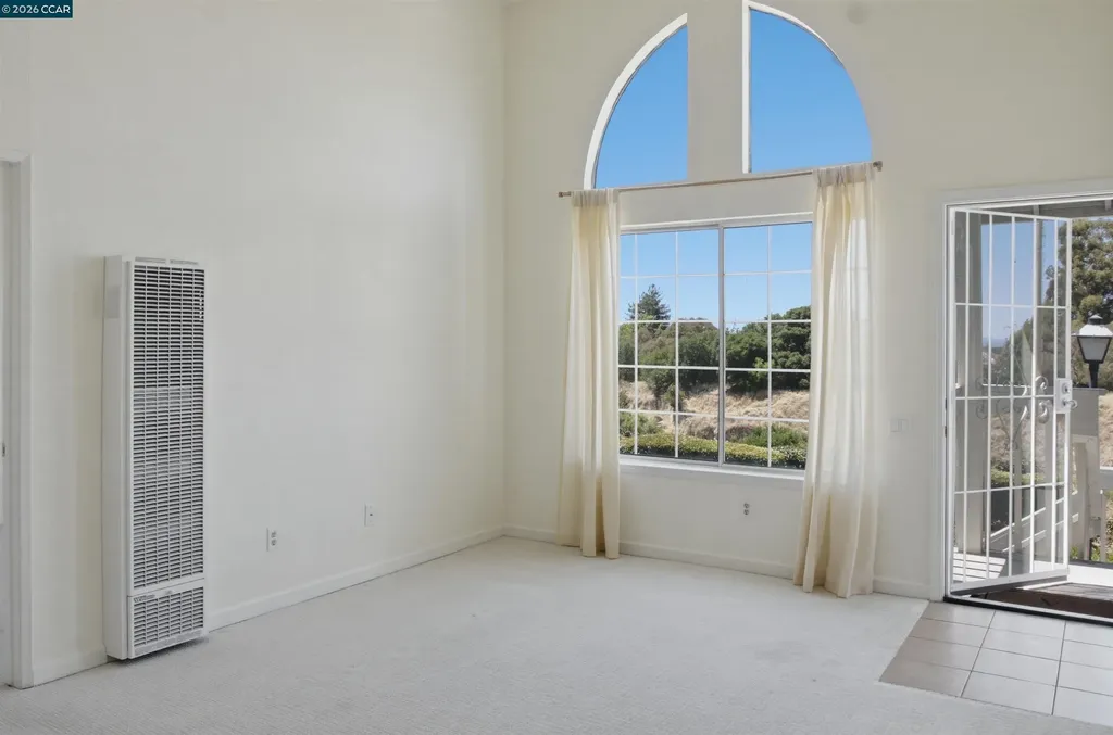 90 Glenwood Hercules CA 94547