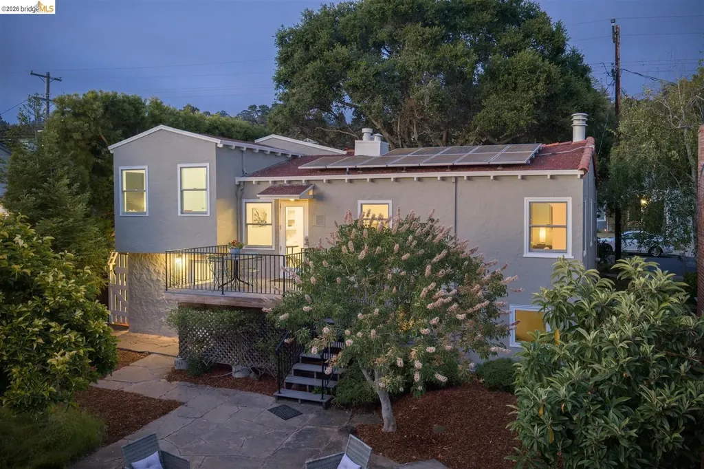 211 San Carlos Avenue El Cerrito CA 94530