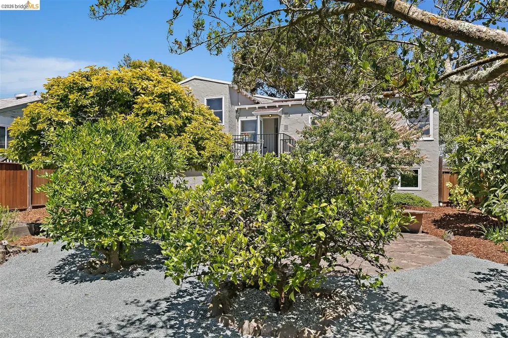 211 San Carlos Avenue El Cerrito CA 94530