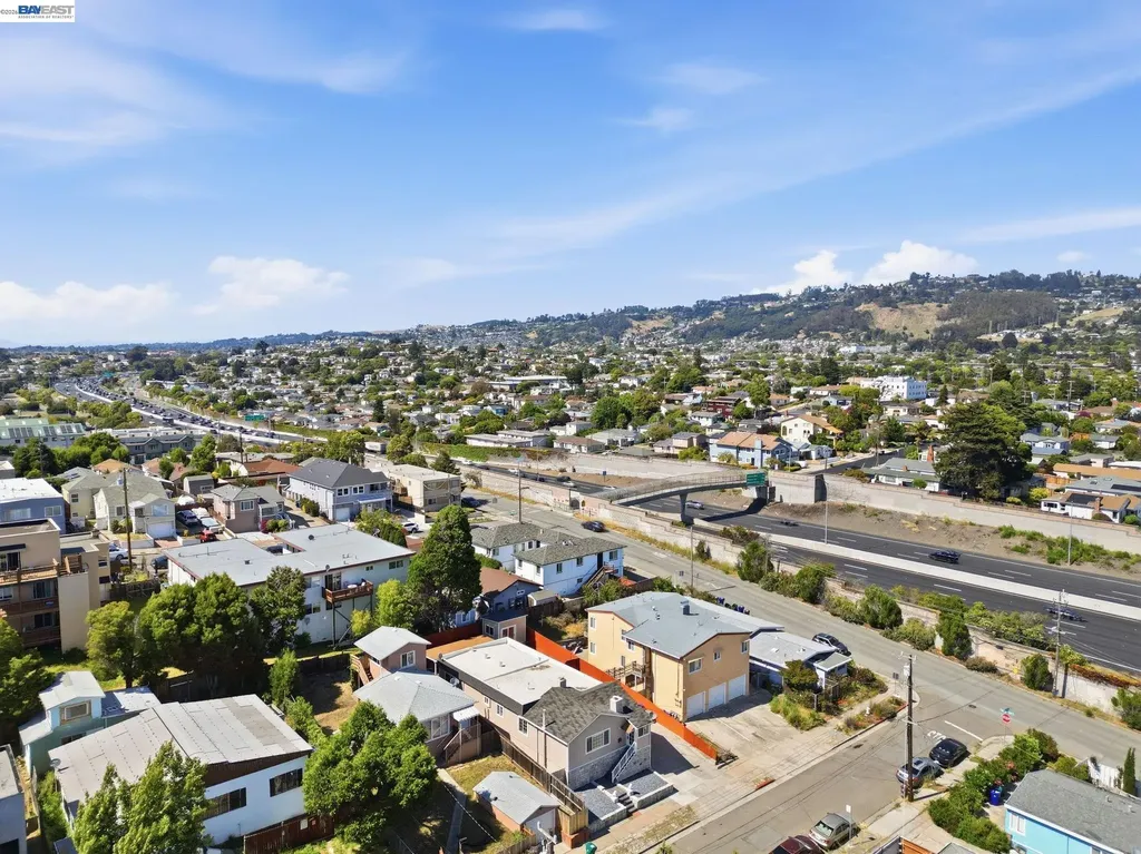 5237 Fresno Avenue Richmond CA 94804