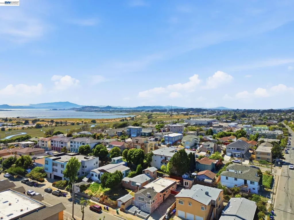 5237 Fresno Avenue Richmond CA 94804