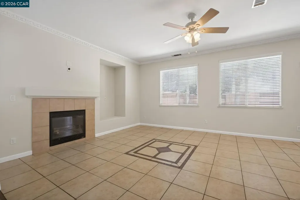 149 Maidenhair Street Pittsburg CA 94565