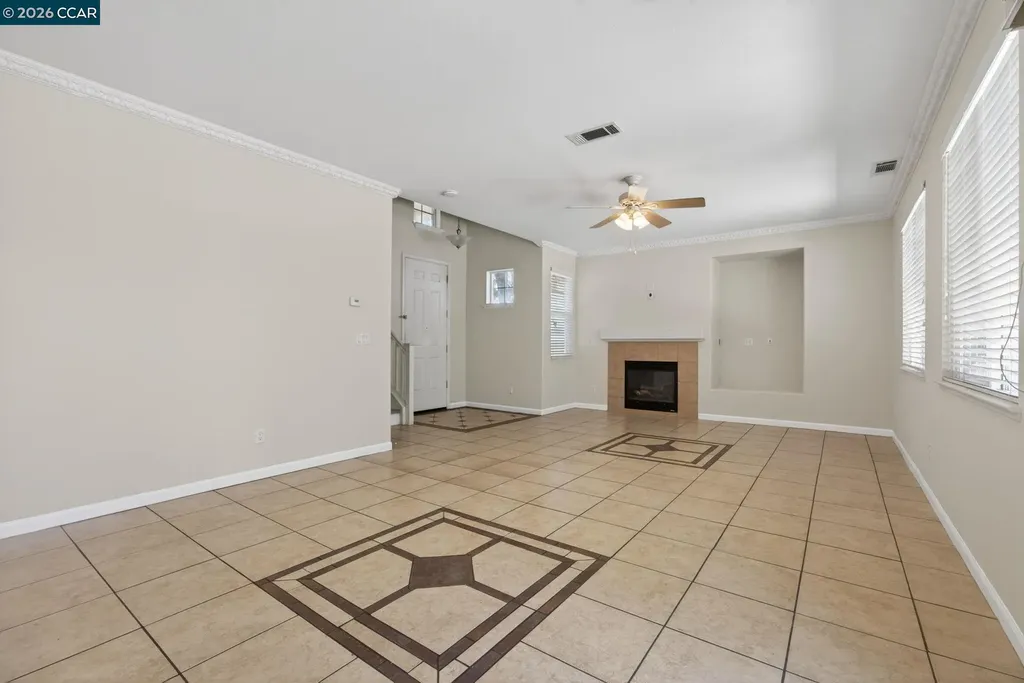 149 Maidenhair Street Pittsburg CA 94565