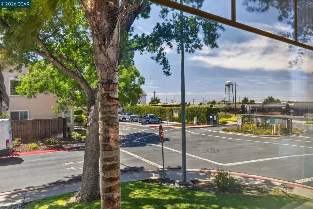 149 Maidenhair Street Pittsburg CA 94565