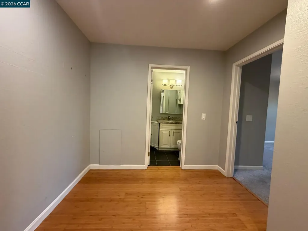 94 Bayo Vista Avenue Oakland CA 94611