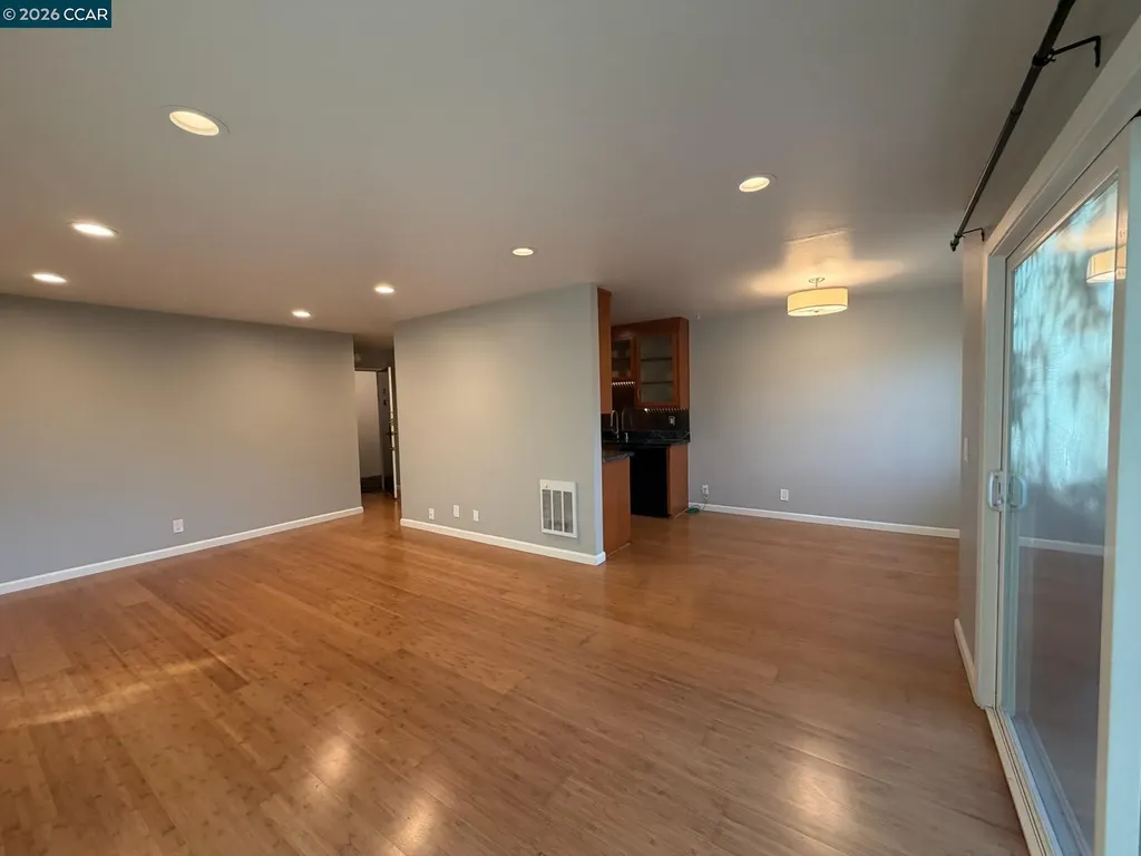 94 Bayo Vista Avenue Oakland CA 94611