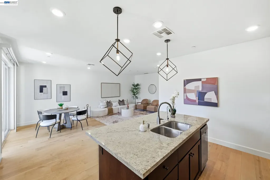 39482 Capstone Common Fremont CA 94539