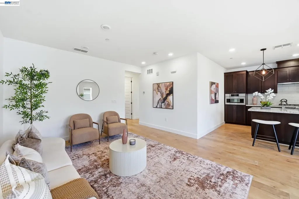 39482 Capstone Common Fremont CA 94539
