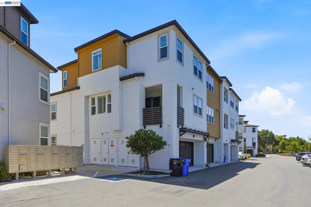 39482 Capstone Common Fremont CA 94539