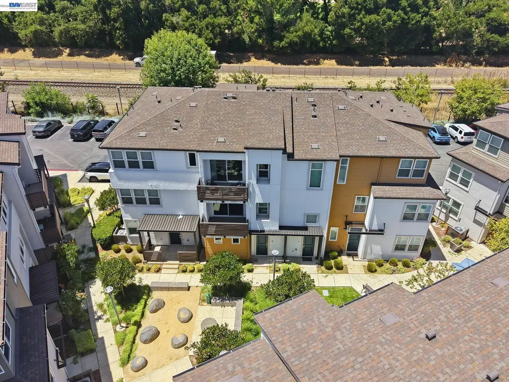 39482 Capstone Common Fremont CA 94539