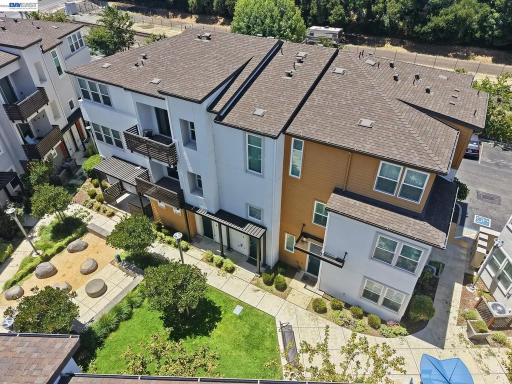 39482 Capstone Common Fremont CA 94539