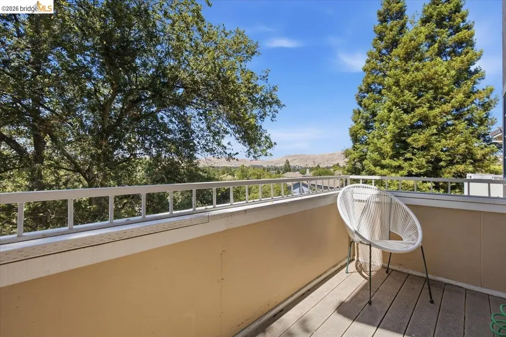 1025 Pinehurst Court Concord CA 94521