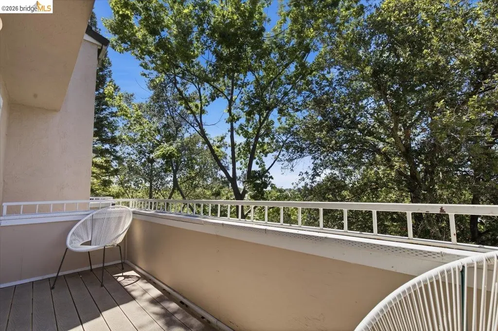 1025 Pinehurst Court Concord CA 94521