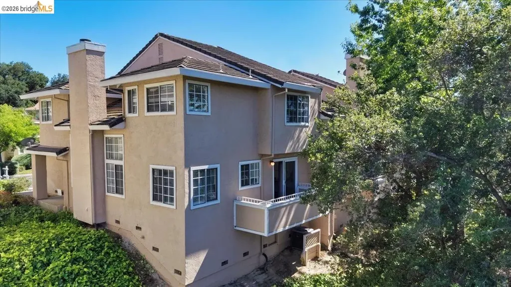 1025 Pinehurst Court Concord CA 94521