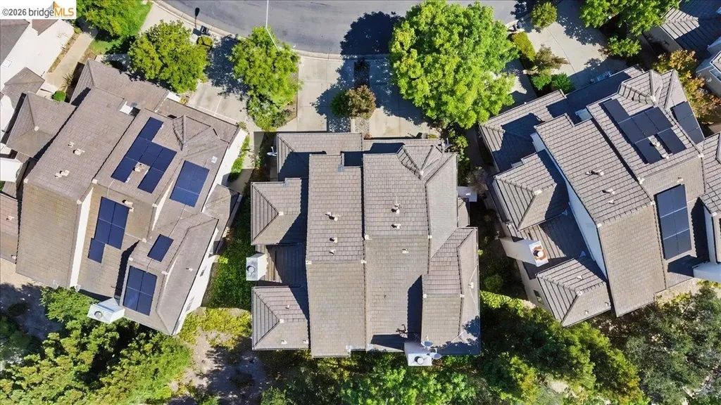 1025 Pinehurst Court Concord CA 94521
