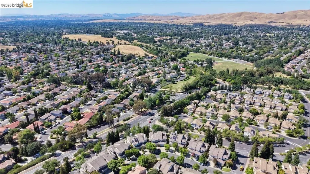 1025 Pinehurst Court Concord CA 94521