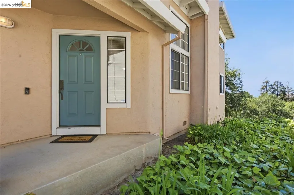 1025 Pinehurst Court Concord CA 94521