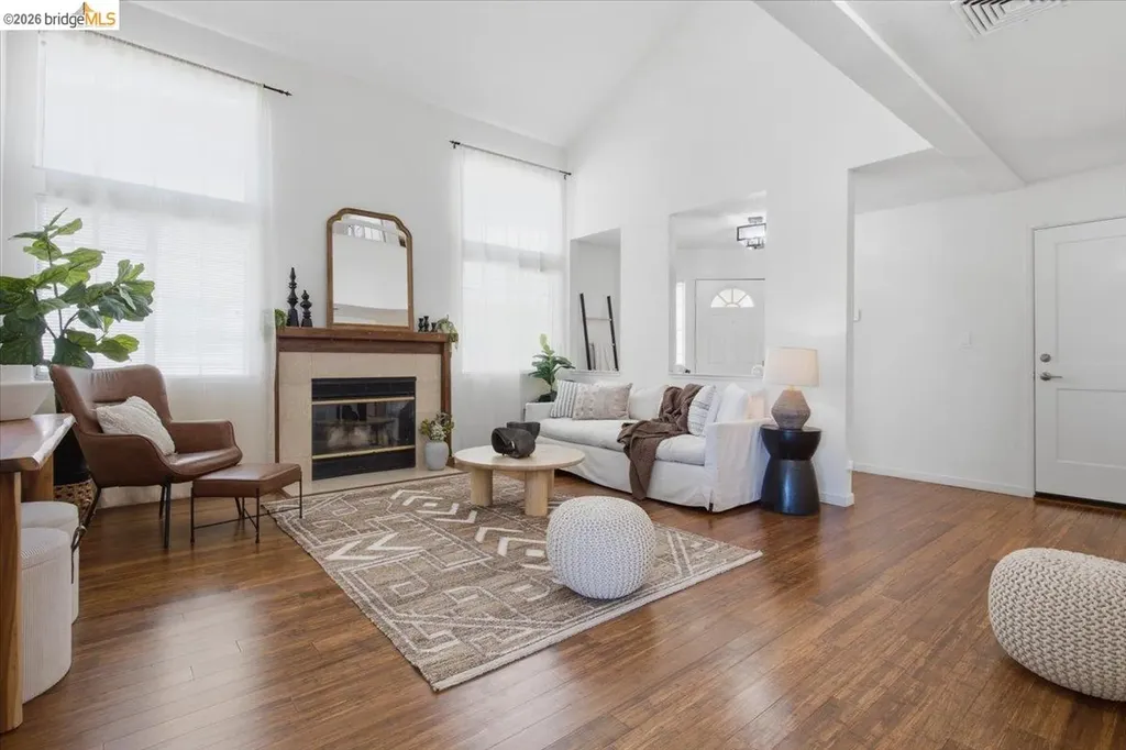 1025 Pinehurst Court Concord CA 94521