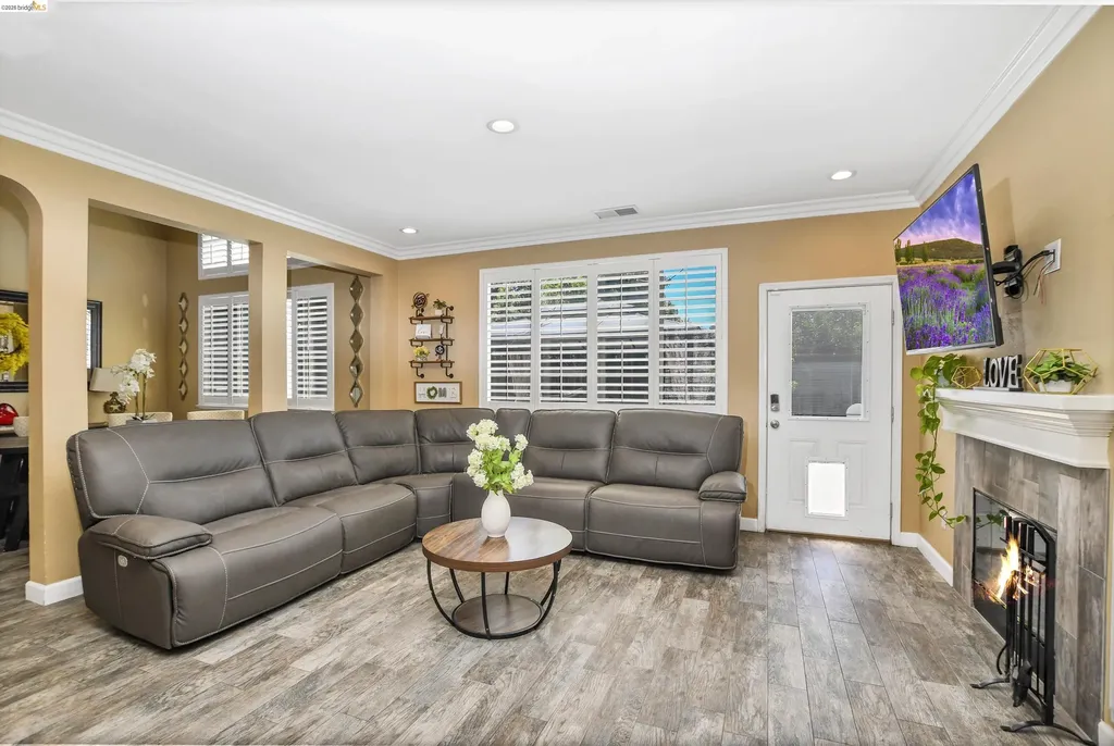 2174 Newton Drive Brentwood CA 94513