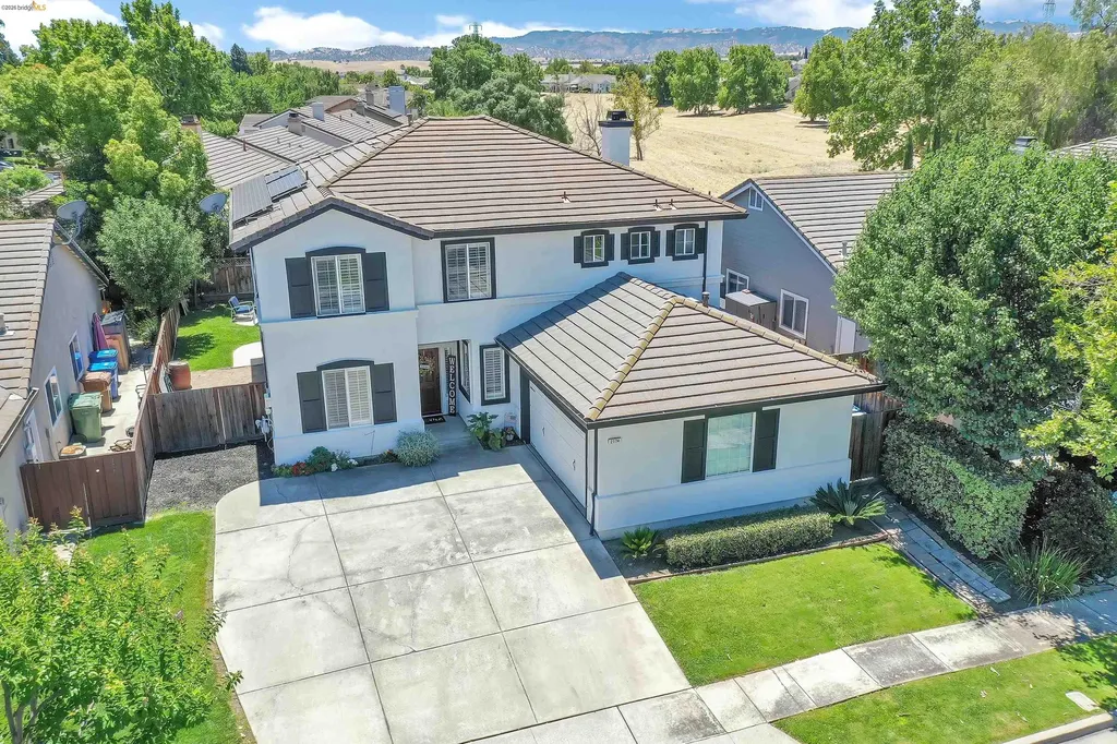 2174 Newton Drive Brentwood CA 94513