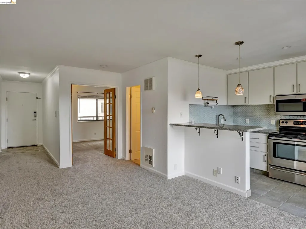 5 Embarcadero West Oakland CA 94607
