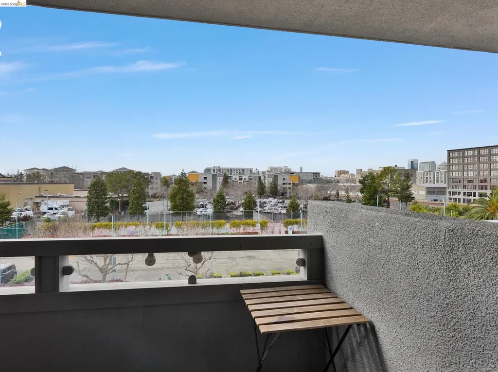 5 Embarcadero West Oakland CA 94607